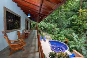 4BR Villa MotMot in w exclusive pool Wifi AC